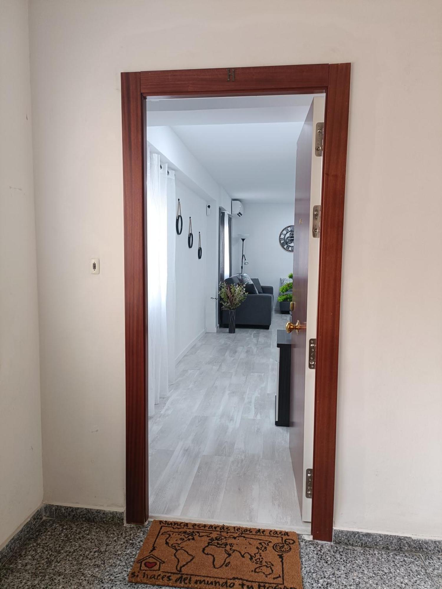 Mare De Deu, Vivienda Vacacional Para Familias Y Mayores De 25 Anos En El Grao De Gandia-Playa Playa de Gandia Exterior photo